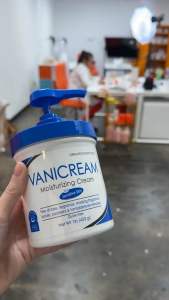 Vanicream Moisturizing Skin Cream with Pump Dispenser - 16 fl oz (1 lb) - Moisturizer Formulated Without Common Irritants for Those with Sensitive Skin
