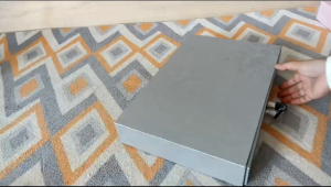 Laci kasir motif abu / tempat uang / brankas ada kunci