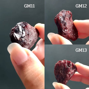 การ์เนต | Garnet หินดิบ หินสีแดง "โกเมน" GM11 - GM13 หินธรรมชาติ หินสะสม