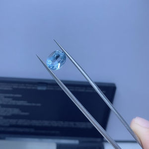 3245-ĐÁ TOPAZ XANH DƯƠNG ( THIÊN NHIÊN ) CẮT OVANKHÔNG PHÁT QUANG ĐỎ DƯỚI TIA CỰC TÍM.