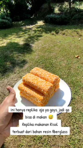 Replika Makanan Risol Mentah: Mainan Edukasi Anak & Dekorasi Meja Makan