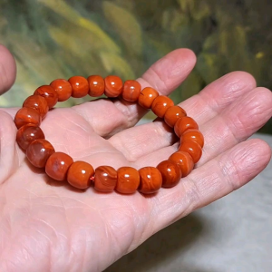 10mm Premium Yunnan Nan Hong Qiaojia patinaed persimmon "chicken blood" red traditional old style beads bracelet 精品云南南红巧家满肉柿子红鸡血包浆老型珠手链