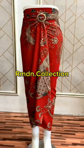 Setelan Kebaya & Rok Lilit Batik Wanita Edisi Kemerdekaan