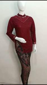 Kebaya Hanna Brokat: Desain Elegan untuk Acara Formal