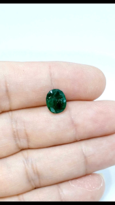9.8x8.0x6.1mm 3.37 carat Oval Cut Natural Emerald - Batu Zamrud Asli ( )