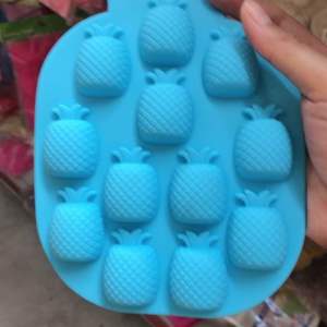 พิมพ์ซิลิโคนรูปสับปะรด