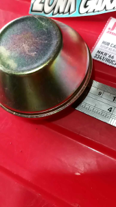 Tutup as dop roda ELF NKR66 NKR71 Isuzu