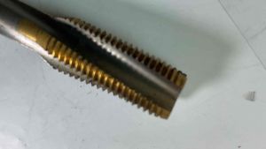 ดอกต๊าปเกลียวM12x1.25 ยางพิเศษ