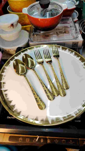 12pcs Gold Utensils Spoon and Fork Set Stainless Non Turnish. 8inches Long. High quality.
