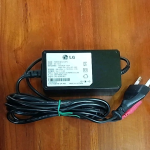 ADAPTOR POWER SUPPLY 12V 3A