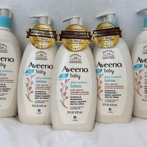 AVEENO BABY Daily Moisture Wash & Shampoo Aug2026 exp