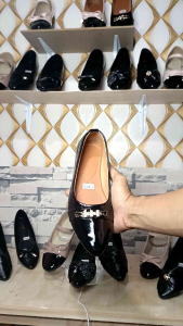 SY08 sepatu wanita flatshoes hitam glossy