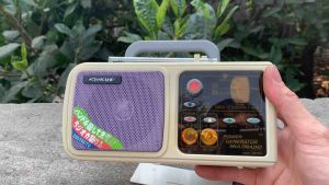 Đài radio phòng chống thiên tai xách tay bãi Nhật Teckno