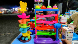 Pound A Ball Roll Down The Ramps