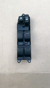 Saklar Power Window OK071 untuk Innova