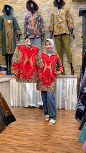 Baju Batik Tunik Couple: Tips Memilih & Mengenakan