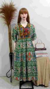 ETNHIC STYLE V- NECK BOHEMIAN DRESS