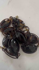 Dây chuyền chất liệu đ mồi kiểu dáng độc lạ hàng si nhật độ mới 98%