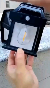 Lampu Dinding Tenaga Surya Model Rumah Waterprof Sensor