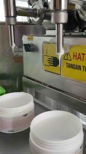 BODY LOTION SHECLA BEAUTY COLL BPOM BRIGHTENING WHITENING DNA MENCERAHKAN /LOTION AMAN ANTI STRECTMARK MENCERAHKAN PENCERAH