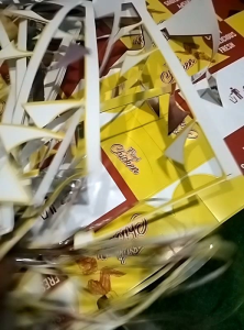 KARDUS FRIED CHICKEN + NASI ISI 100 LEMBAR