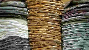 Blouse Niko Kancing: Pilihan Busana Elegan & Nyaman