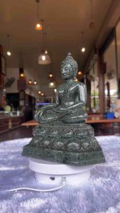 รูปปั้นพระพุทธรูปหินหยก สิงห์ 1 สวย งดงาม ของสะสม ของฝาก เฮงดีจิวเวลรี่