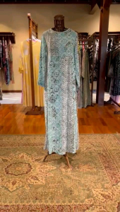 Gaudia Dress by Dian Pelangi LIMITED EDITION Busana Muslim Baju Maxi Dress Gamis Abaya Kaftan Gaun Outfit Pesta Pernikahan Kondangan Casual Formal Wanita Hijaber Cantik Anggun Modis Modern Elegan Mewah Model Korea Terbaru Motif Batik Abstrak Kekinian