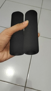 Busa Handgrip Hitam Tebal UNITED Universal Semua Motor Harga Di Atas 1 Pasang