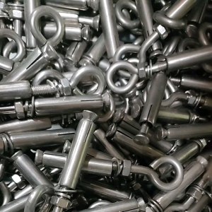 พุกแสตนเลสพร้อมห่วงเกรด304ไม่เป็นสนิม