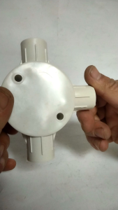 T dos kabel litrik cabang 3 lubang warna putih dos inbow cod