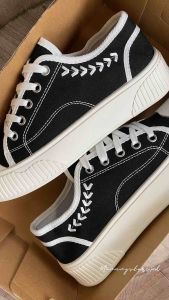 TERMURAH Sepatu Sneakers Wanita Bertali Kasual Kekinian Bisa COD GRATIS ONGKIR