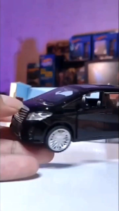 DIE CAST METAL MAINAN MOBIL ALPHARD - BISA BUKA TUTUP PINTU - SCALE 1:32