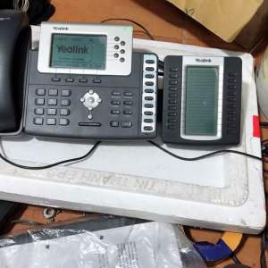 Điện thoại Ip yealink t28p và modul mở rộng Exp 39