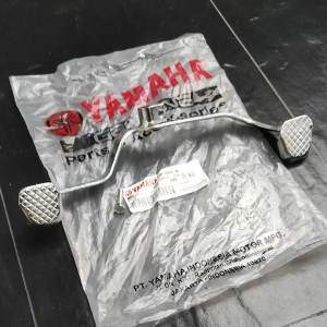 PEDAL OPERAN GIGI KICK STATER SELAHAN PEDAL GEAR STARTER INJAKAN PERSENELING JUPITER Z VEGA R ORIGINAL YAMAHA