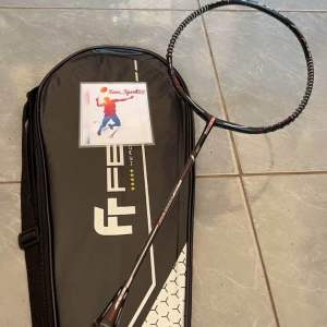 RAKET BADMINTON FELET PRO WOVEN TJ 1000 Shesar Hiren RHUSTAVITO