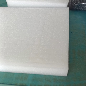 ฟองน้ำปลูกผักไฮโดรโปนิกส์ รุ่นมีขอบ 96ช่องปลูกเนื้อละเอียด ใช้สำหรับปลูกผักไฮโดรโปนิกส์ ชุด 100 แผ่น