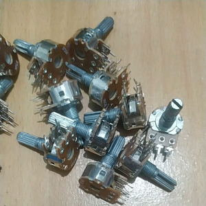 5pcs Potensio b50k b100k stereo potensio stereo as panjang as pendek kwalitas taiwan setara aplus