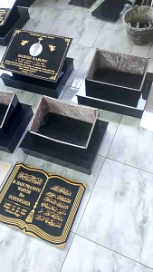 BATU NISAN UKIR GRANIT UK 50X40 CM