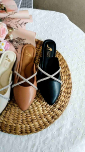 Sandal mules wanita mutiara silang / Sandal wanita kekinian mules / Sandal wanita mewah / flatshoes kekinian