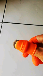 Alat Petik Buah Dan Sayur Sarung Jari Jempol Cover Pisau Pemotong / Panen Buah Sayur Cabe Dll