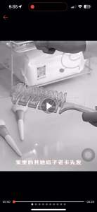 Hair Comb Self Cleaning Magic Retractable Comb Anti-static ABS Hairdressing Hair Comb Gift Smoothing Massage Hair Brush [Ready stock)