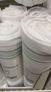 SVARTSTARR สวาร์ตสตาร์ ผ้าม่านห้องน้ำ ขาว/เทา 180x200 ซม.