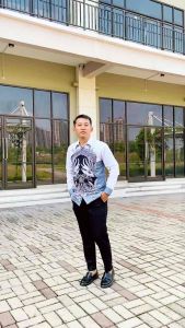 HARJUNA kemeja batik pria slimfit lengan pendek