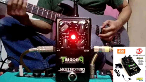 Efek Gitar listrik- Efek Gitar Distorsi  4 Potensio& 2 Potensio Plus Adaftor+Efek Gitar Double Distorsi Delay