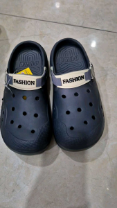 Giày Sục Nhựa DUWA đúc nguyên khối giày lao động Siêu Nhẹ Chất Liệu Eva Mềm Mại Màu  ĐEN sz 35_43