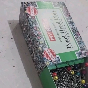 Jarum pentul premium quality box kecil // - + 120 pcs