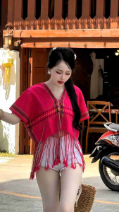 🌼เสื้อครอปสั้นกะเหรี่ยงทอมือ ✔️ทำจากผ้าฝ้ายทอ100% ✔️ซักไม่หด สีไม่ตก ✔️ผสมผสานด้วยการฝั้นชาย(ทำยากมาก) 😂