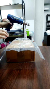 ถูกเสริมสร้างความยืดหยุ่นของหุ้มห่อสินค้า หมดหวย ฟิล์มหดลมร้อน ฟิล์มหดรัดสินค้า กล่องพัสดุ กล่องไปรษณีย์