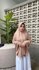 𝐑𝐢𝐬𝐚𝐧𝐢 𝐇𝐢𝐣𝐚𝐛-BERGO HAMIDAH JERSEY/KHIMAR JILBAB PED SIZE XL/HIJAB SYARI